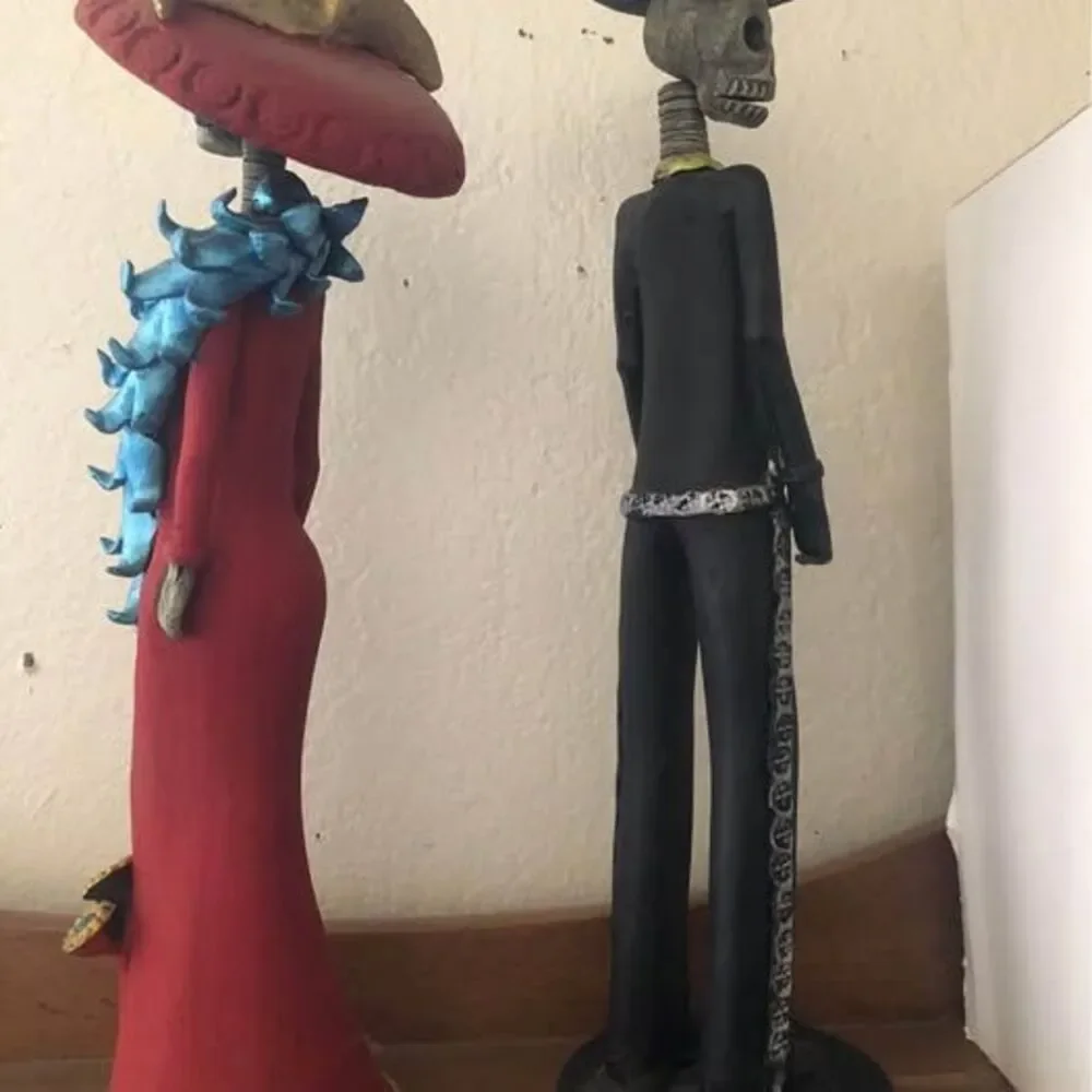 12” Mexican la muerte couple - Picture 2 of 2